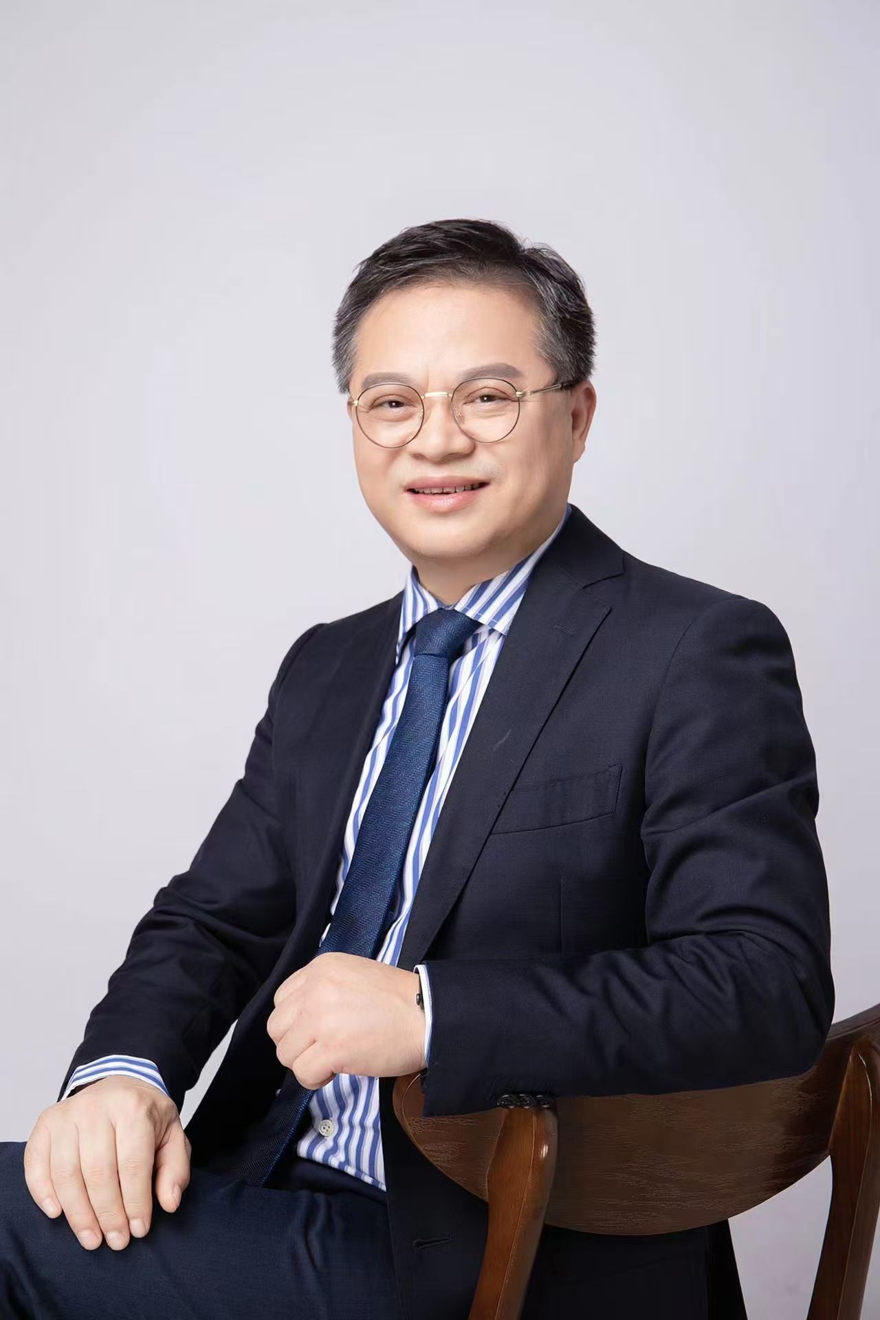 易正辉